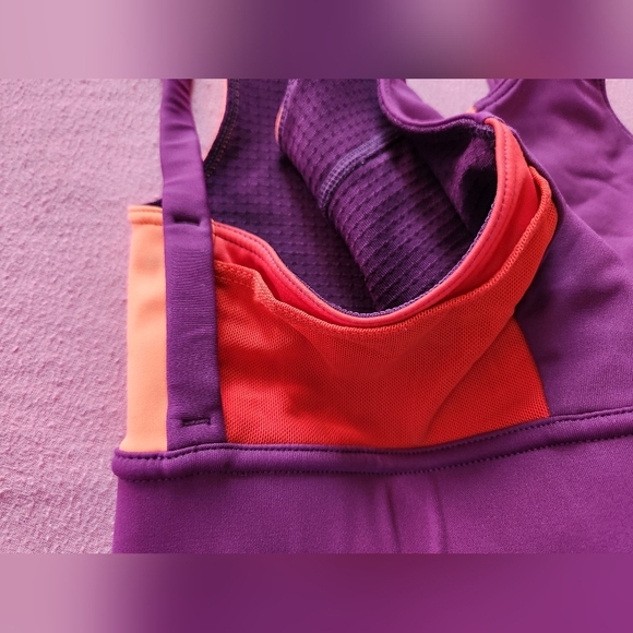 Oiselle flyout bra size 6 - Picture 4 of 6